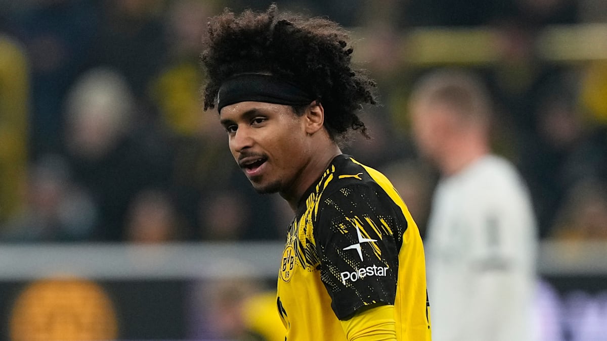 Borussia Dortmund: Als wäre das alles nicht genug, setzt Matthias Sammer noch einen drauf