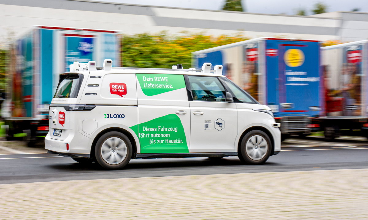 Lieferdienst der Zukunft rollt autonom durch Bochum