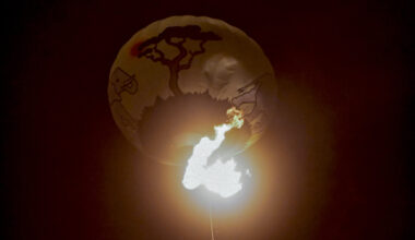 Heißlufballon fängt auf Verler Weihnachtsmarkt Feuer