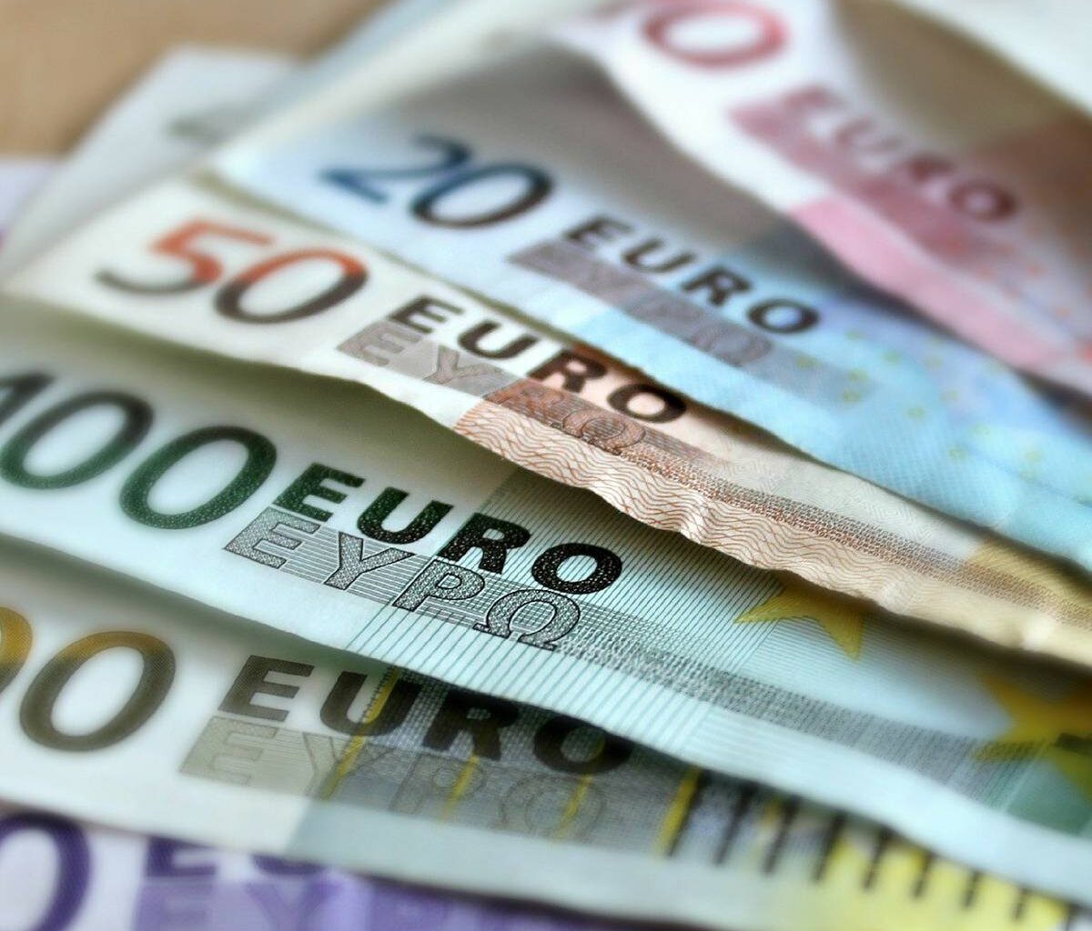 Bonn / Rhein-Sieg-Kreis: Fast 400 Millionen € unterm Baum