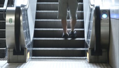 München: Mann soll Kind auf U-Bahn-Rolltreppe in Giesing sexuell missbraucht haben - München