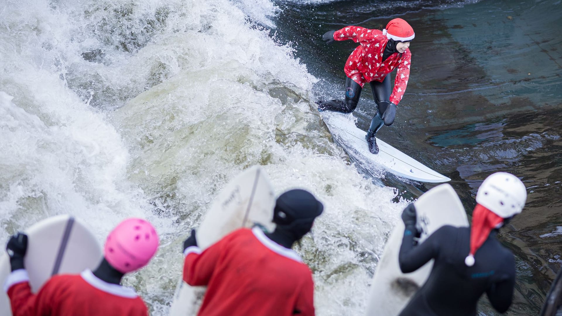 «Santa Surf» in Hannover «Santa Surf» in Hannover