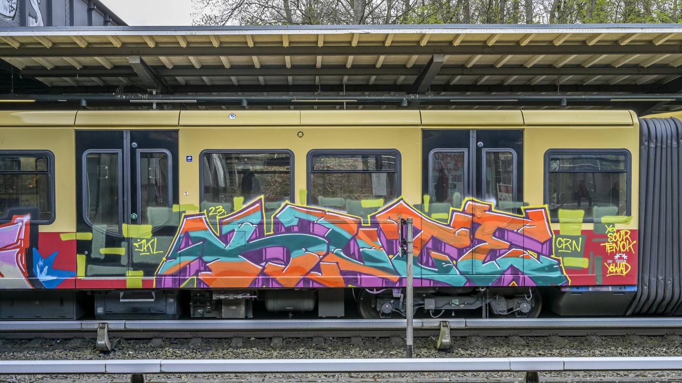 Polizei nimmt vier Graffiti-Sprayer in Berlin-Schönefeld fest