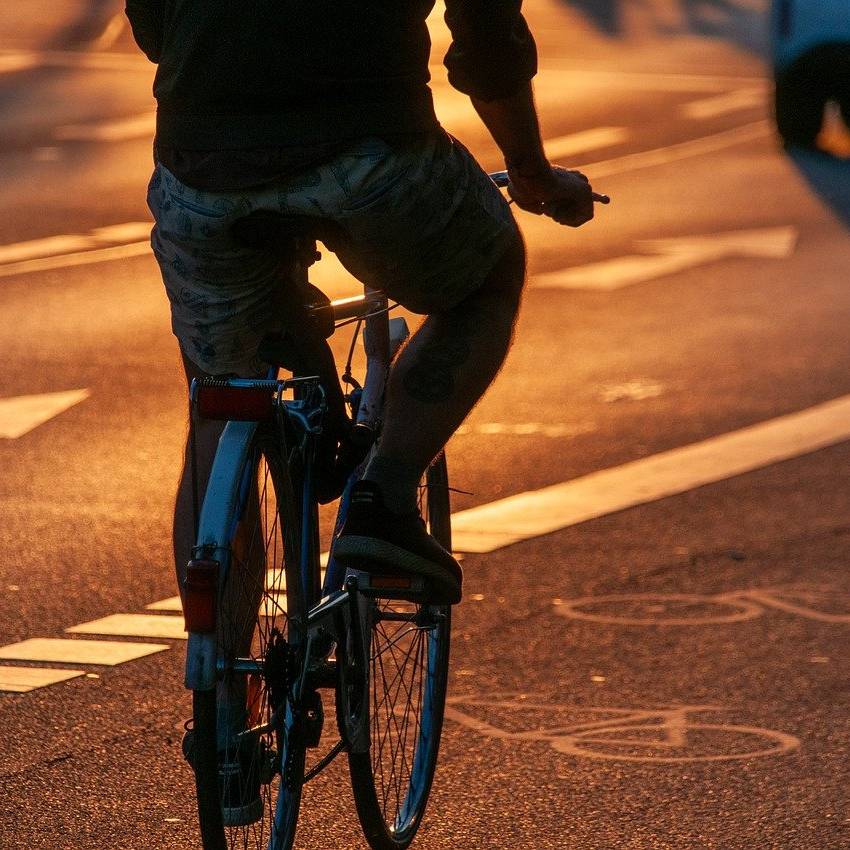82-jähriger Radfahrer hat tödlichen Unfall in Bonner Südstadt