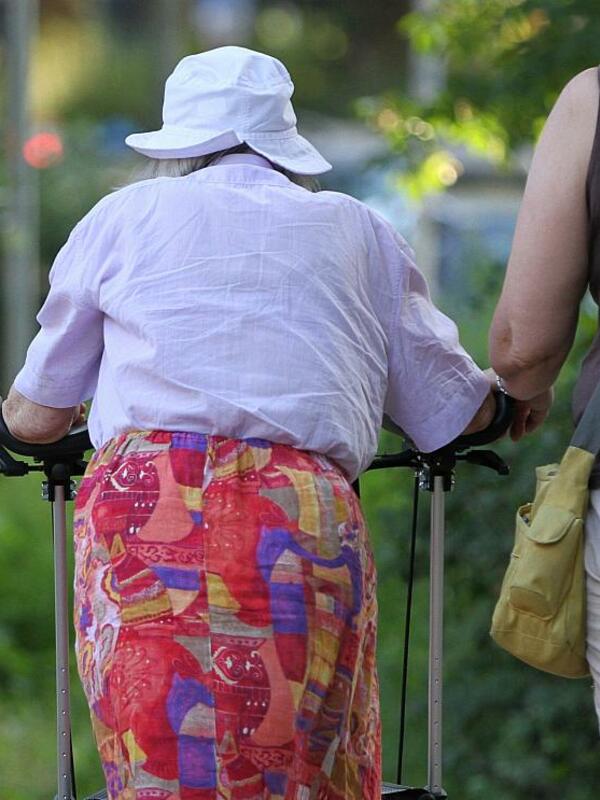 Der Sozialverband Deutschland SoVD lehnt die Forderungen von Wirtschaftsministerin Katherina Reiche