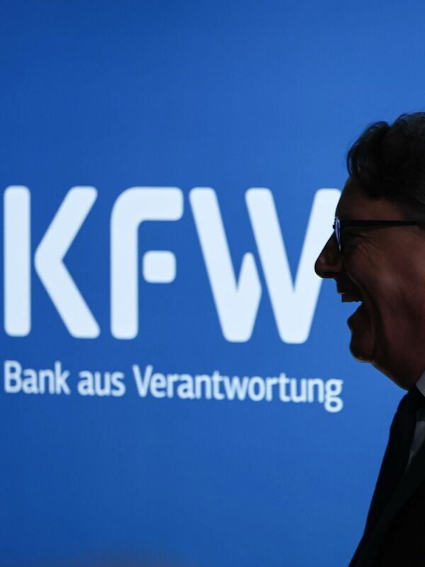 Bei Investitionen steht die Privatwirtschaft in Deutschland ziemlich auf der Bremse.