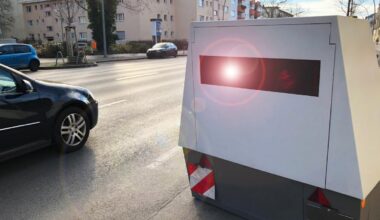 Blitzer in Deutschland blitzt ab 0 km/h – was hat es damit auf sich?