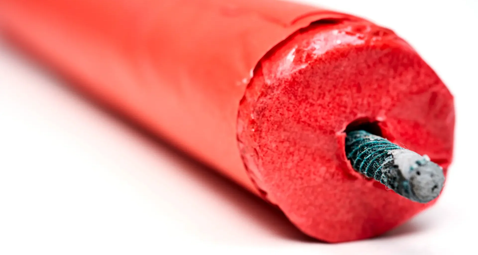 Böller in Menge geworfen: Mehrere Personen in Delmenhorst verletzt