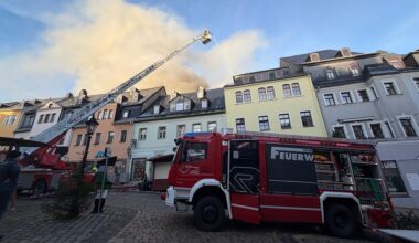 Dachstuhlbrand am Schwarzenberger Markt | MDR.DE