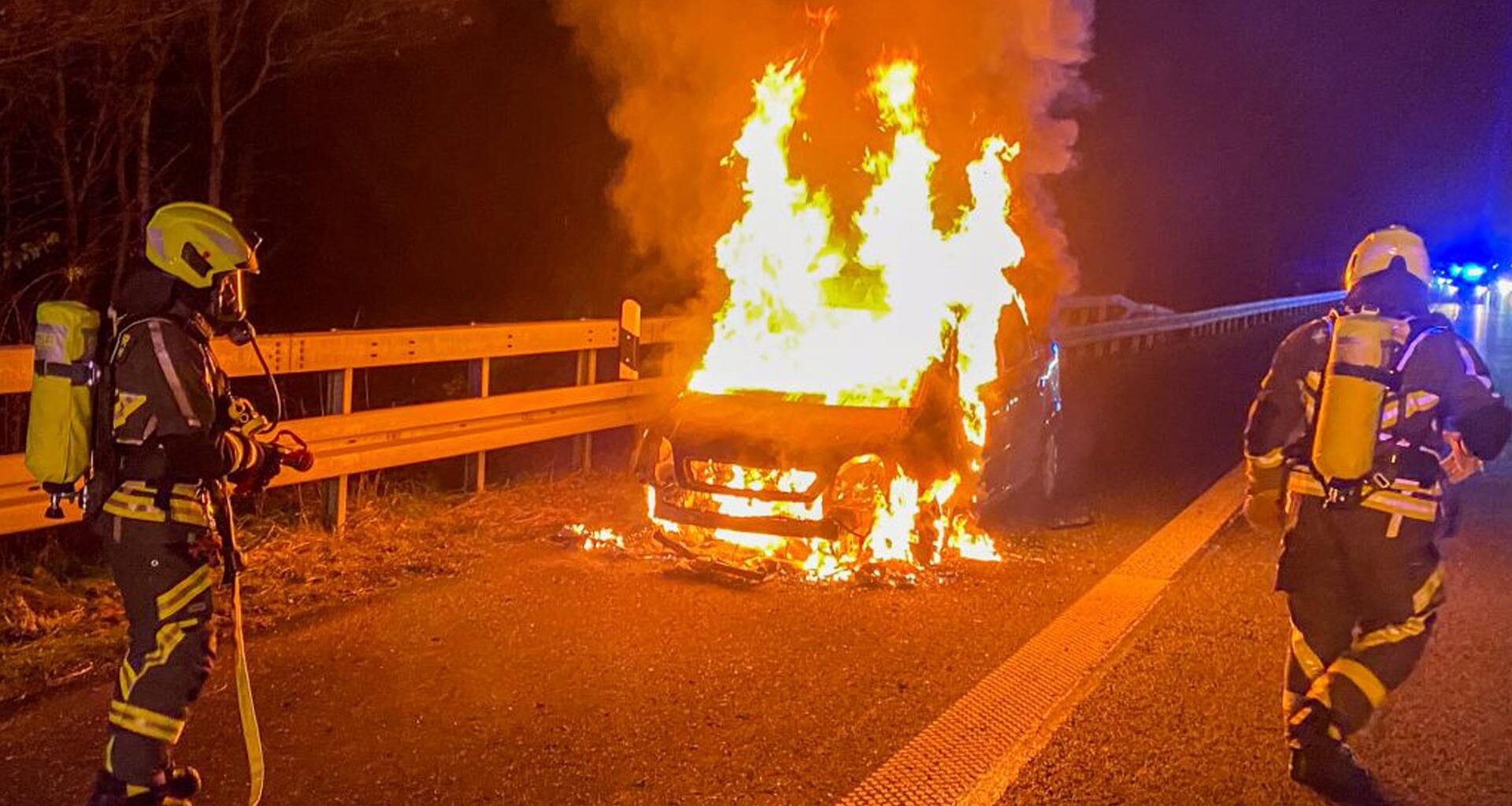Auto auf A66 in Flammen ➤ Hessen am Morgen: Die Nachrichten im Ticker