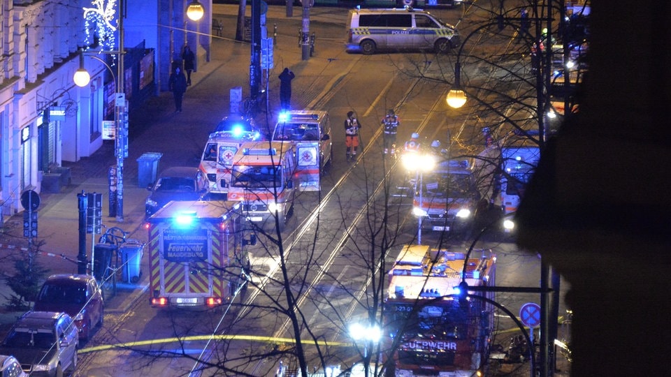 Haus am Hasselbachplatz Magdeburg nach Brand unbewohnbar