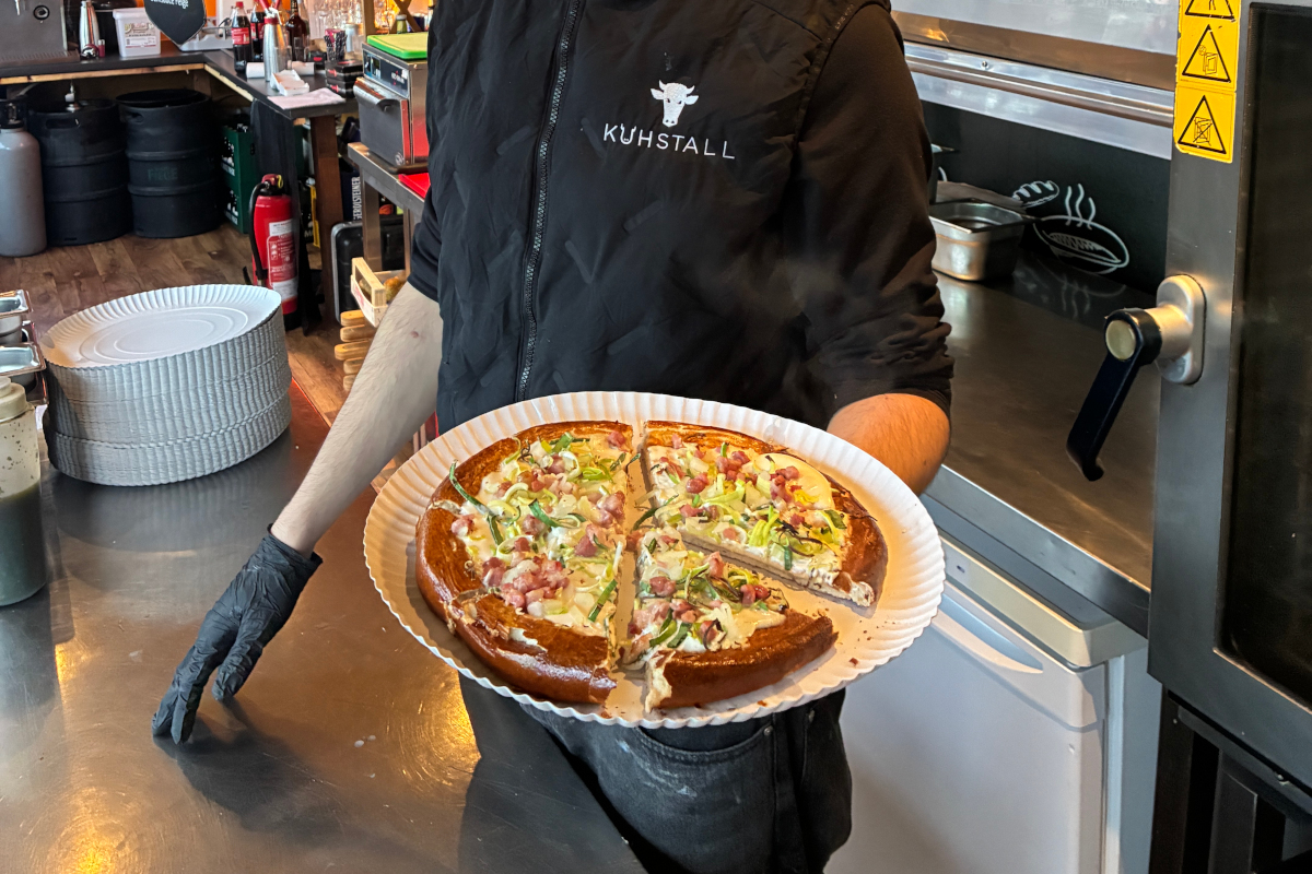 "Brizza" auf Bochumer Weihnachtsmarkt: Überzeugt das einen Italiener?