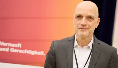 Hamburger BSW-Co-Chef tritt zurück | ndr.de