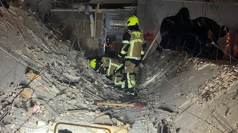 Oberhausen: Decke von Nagelstudio eingestürzt | Regional