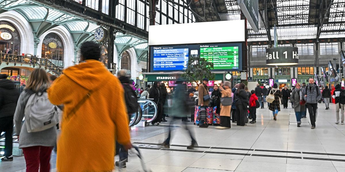 Evakuierung auf Pariser Bahnhof nach Explosion von CO2-Kartusche - Frankreich