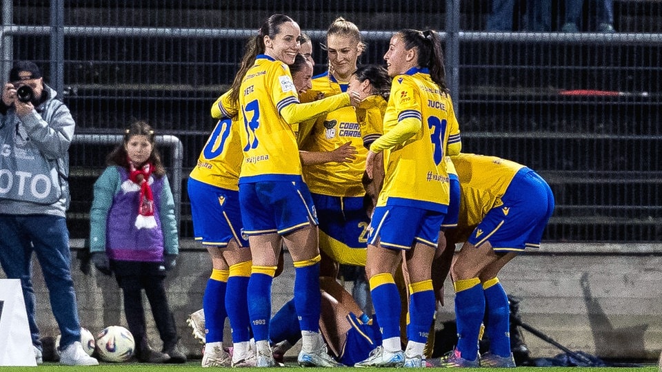 Im Keller brennt noch Licht – Jena-Frauen bejubeln ersten Saisonsieg beim 1. FC Köln