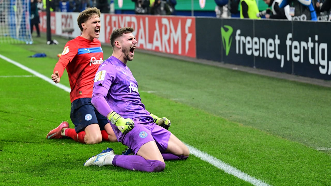 DFB-Pokal: Kurioses Geständnis von Kiels Tor-Held! Boss verspricht Bier | Sport