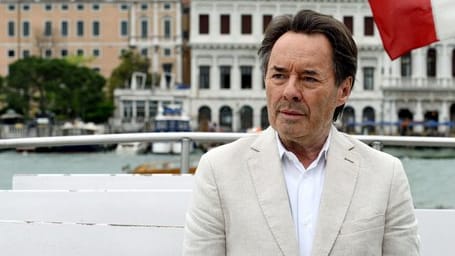 Commissario Brunetti (Uwe Kockisch) ermittelt ein letztes Mal in Venedig.