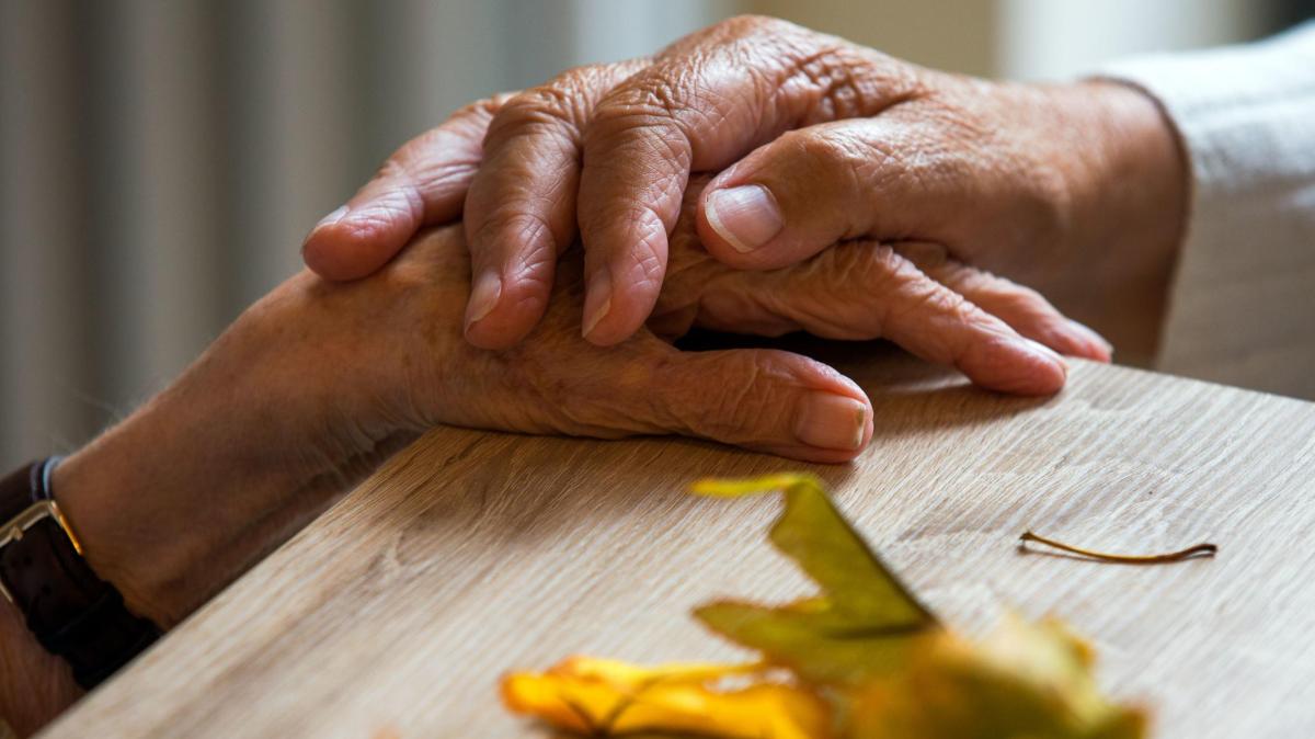 Gesprächstermine für Angehörige von Demenzkranken im Landkreis Augsburg