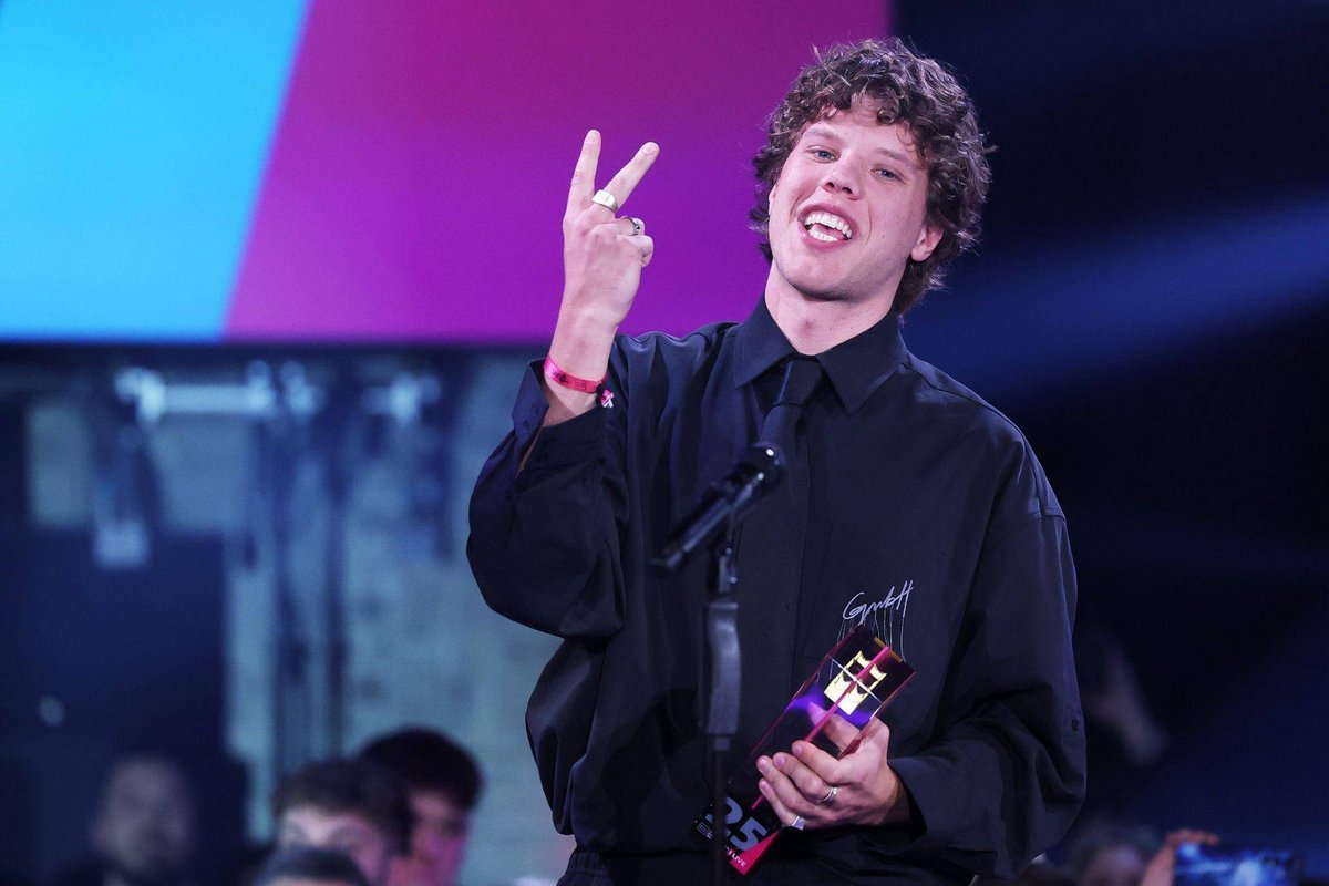 Bielefeld | 1Live-Krone-Party: Zartmann und Ikkimel zweifach gekrönt