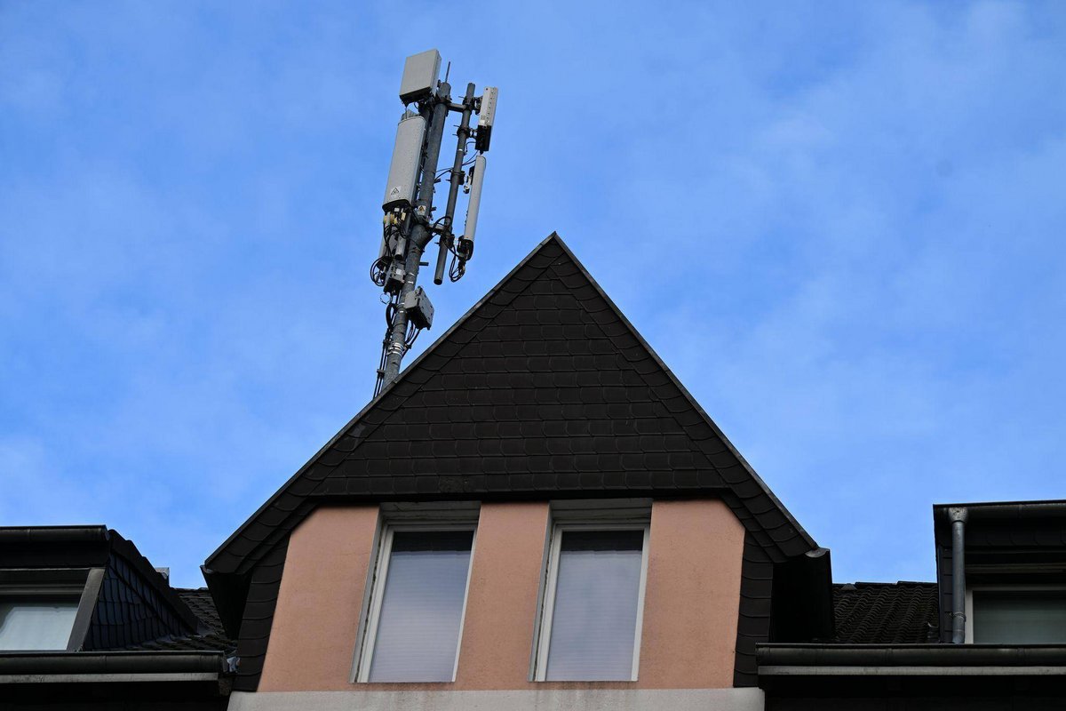 Düsseldorf/München | Es rauschen deutlich mehr Daten durch die Handynetze