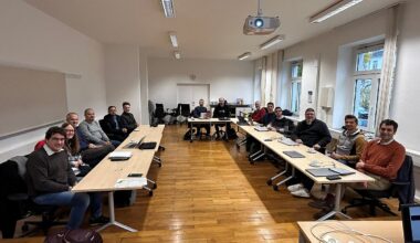 DFG fördert Wuppertaler Spitzenforschung zur Grundkraft der Natur weiter