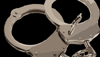 Raubüberfall im Einkaufszentrum Nickern – Täter flüchtig, Polizei sucht Zeugen