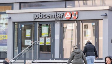 Die wichtigsten Fragen: Ist Grundsicherung härter als das Bürgergeld? | Politik