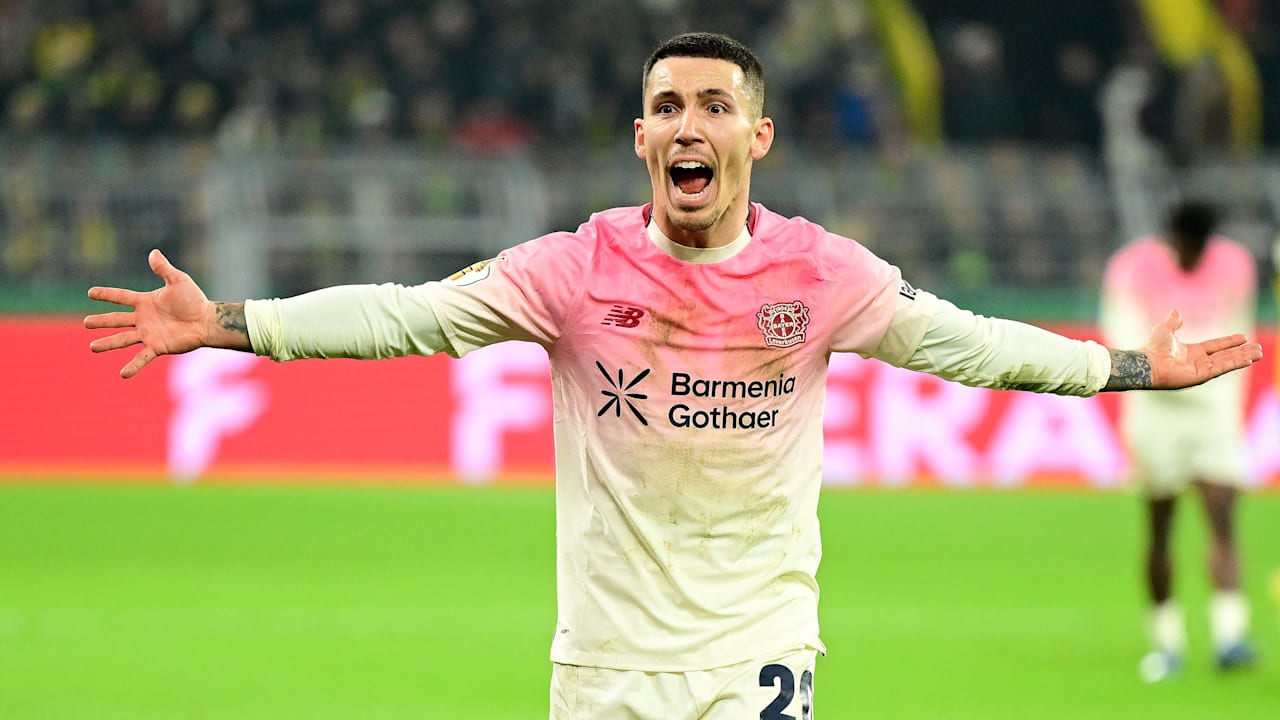 Bayer Leverkusen: Darum fehlte Alejandro Grimaldo in Augsburg: Sorgen um Bayers Top-Spieler! | Sport
