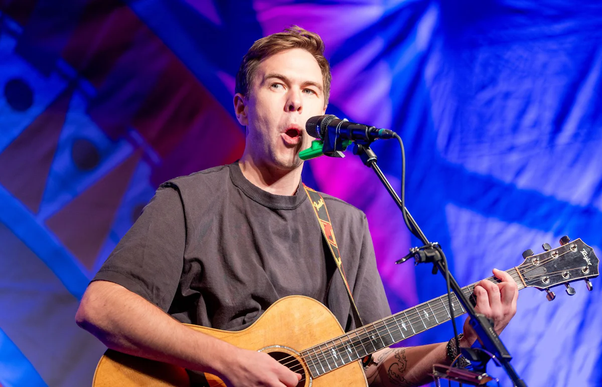 Musikjahr 2025 - Diese Musikerinnen und Musiker dominieren die Jahrescharts - Panorama