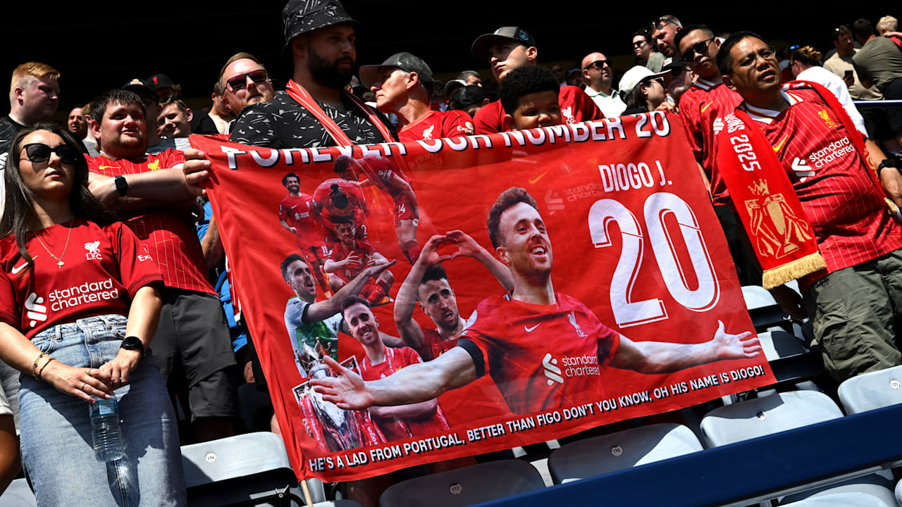 Premier League: Kinder von Diogo Jota (†28) laufen bei Liverpool-Spiel auf | Sport