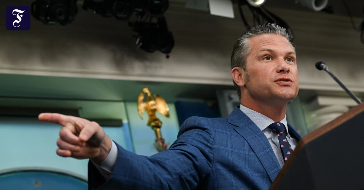 US-Verteidigungsminister Pete Hegseth: Viel reden, wenig mitteilen