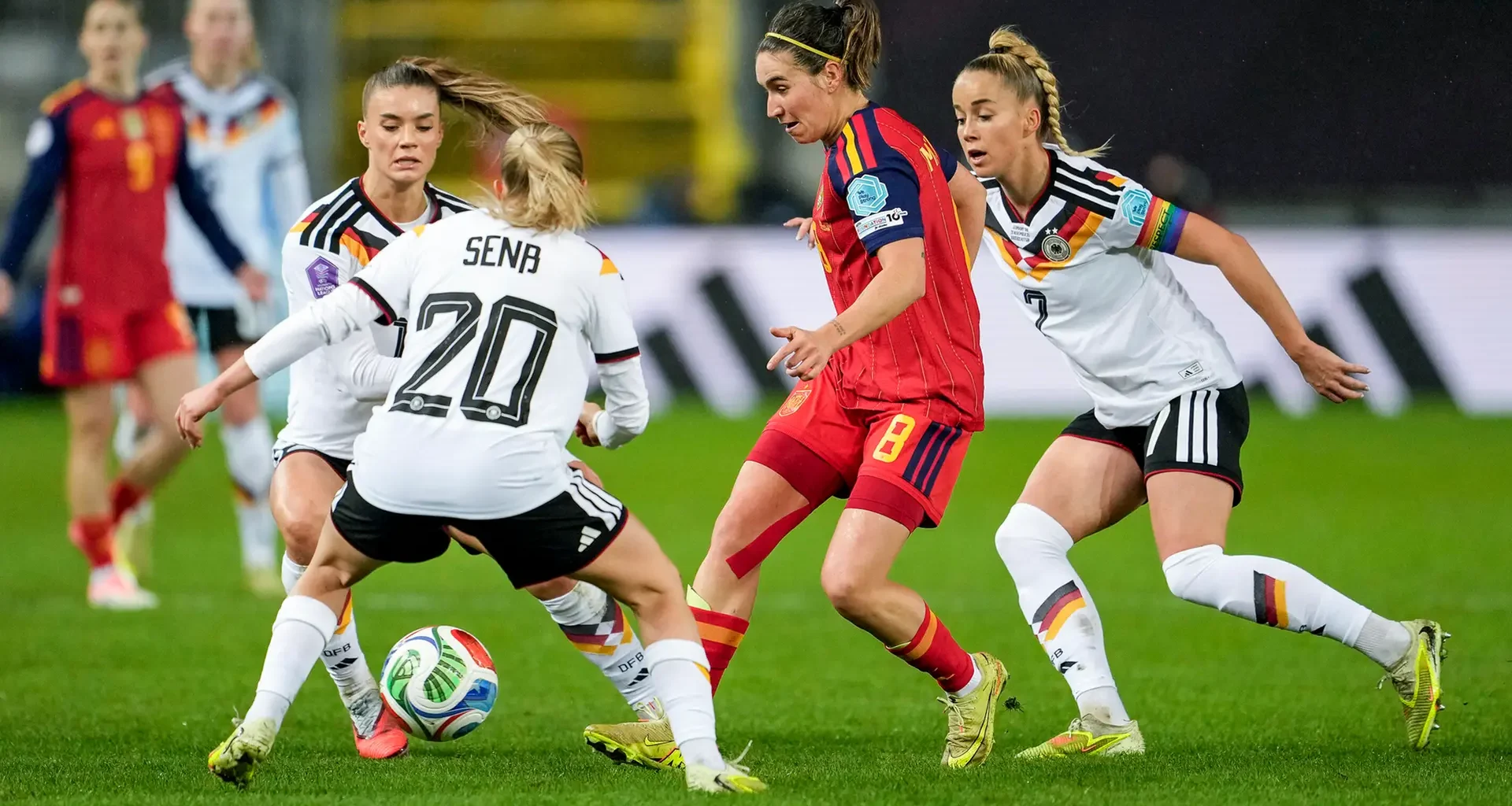 DFB-Frauen wollen im Hexenkessel Metropolitano den Titel holen