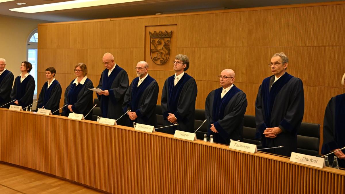 Streit um neuartiges Auszählen bei Kommunalwahl vor Gericht