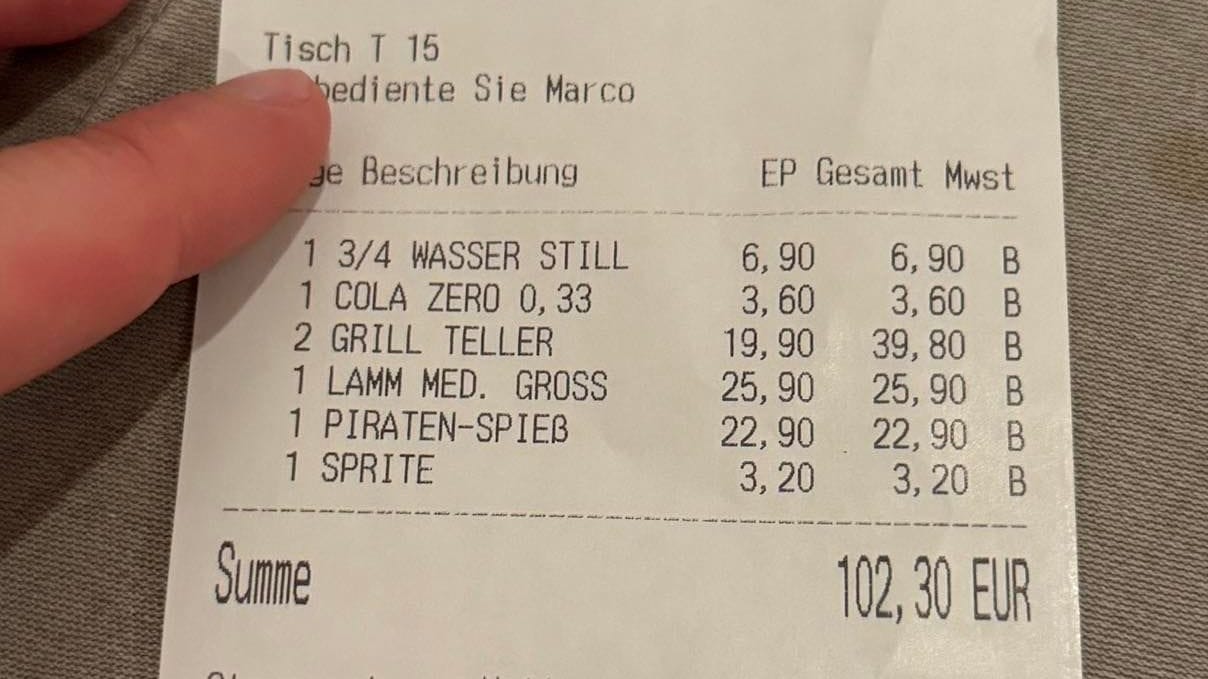 Die Rechnung des Gastes lag bei über 100 Euro: Trotzdem entschied er sich nach eigenen Angaben, kein Trinkgeld zu geben.