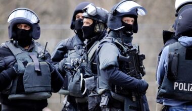 Verbrechen: 27-Jähriger an Billstedter Tankstelle angegriffen – SEK nimmt Männer in Lüneburg und Dortmund fest