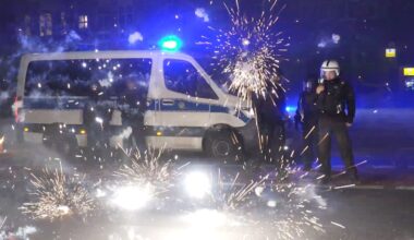 Silvester-Krawalle in Berlin: 15 Verfahren noch offen – Ermittlungen wegen Explosion mit Kugelbombe dauern an