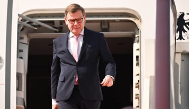 Johann Wadephul: Außenminister-Foto soll in allen Botschaften hängen – „Wenn Baerbock sich das getraut hätte“