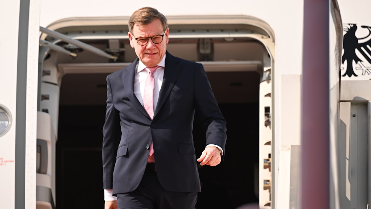 Johann Wadephul: Außenminister-Foto soll in allen Botschaften hängen – „Wenn Baerbock sich das getraut hätte“