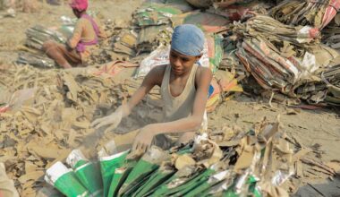 Menschenrechts-Schutz: „Letzter Nagel im Sarg des EU-Lieferkettengesetzes“ – Brüssel schwächt Vorgaben ab