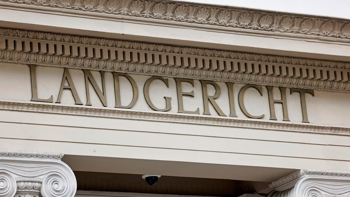 Bonn: 15-Jähriger missbraucht Siebenjährige und würgt sie – Jugendstrafe