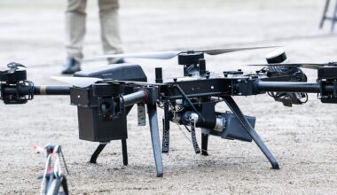 Strategische Partnerschaft: Polizei, Hafenbehörde und Industrie vereinbaren Kooperation zur Drohnenabwehr im Hamburger Hafen