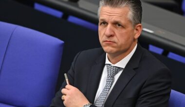 Kopplung auch an Beitragsjahre: Kanzleramtschef Frei für unterschiedliche Renteneintrittsalter je nach Job