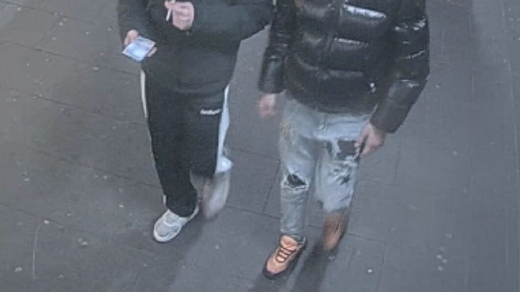 Bande überfällt Fahrgäste in der S-Bahn: Sie raubte Geld | Regional