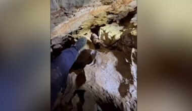 4 Tage ohne Wasser und Essen: Mönch hängt kopfüber in Felsspalte fest | News