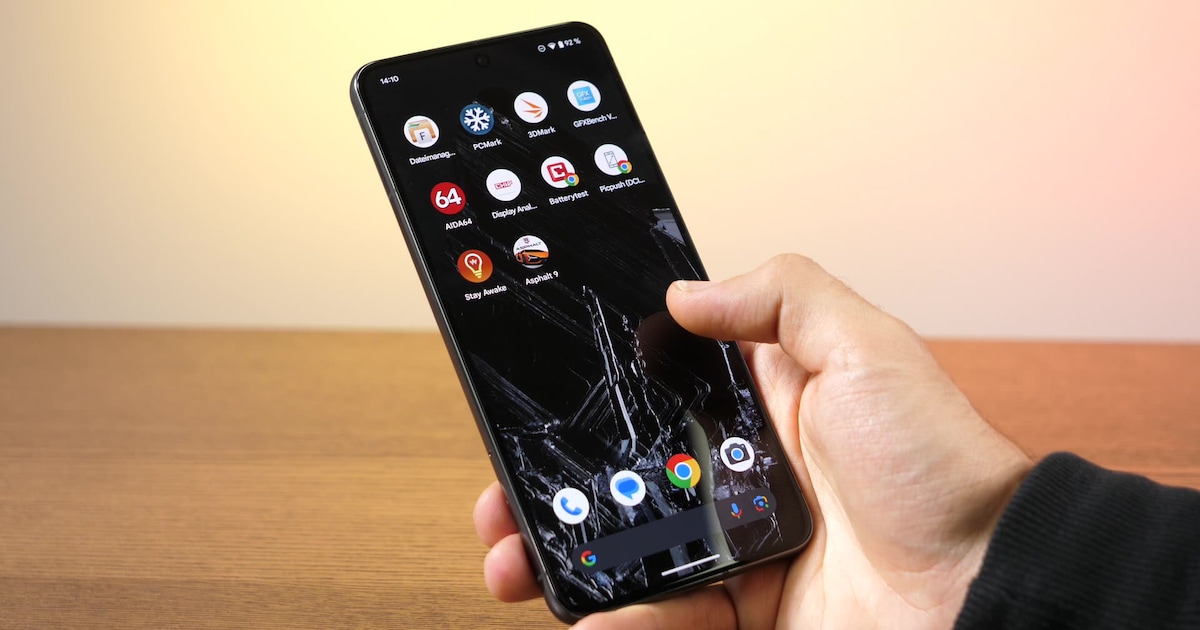 Android 16 soll endlich WLAN und mobile Daten wieder auf zwei separate Schaltflächen zurückbringen