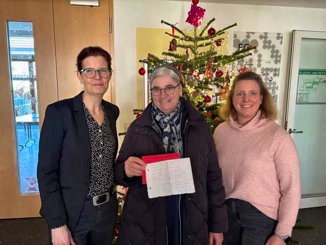 Mit einem Brief spendete ein Obdachloser 200 Euro an eine alleinerziehende Mutter.