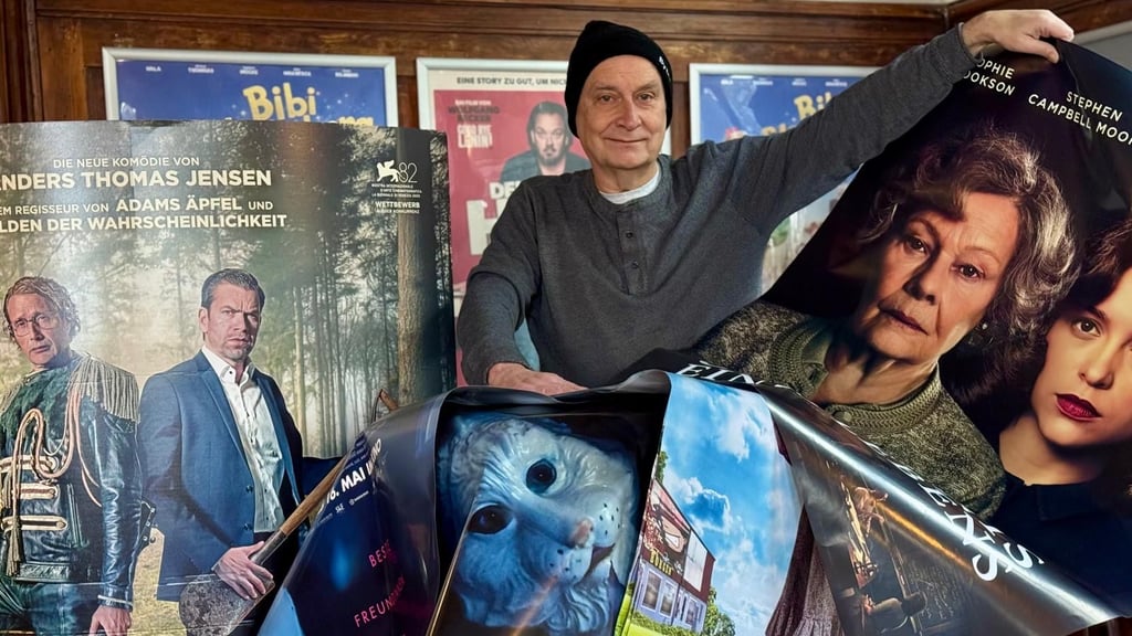 Silvester-Tradition: Kino-Betreiber Wolfgang Burkart lädt auch in diesem Jahr wieder zum großen Filmquiz ins Luchs-Kino am Zoo ein.