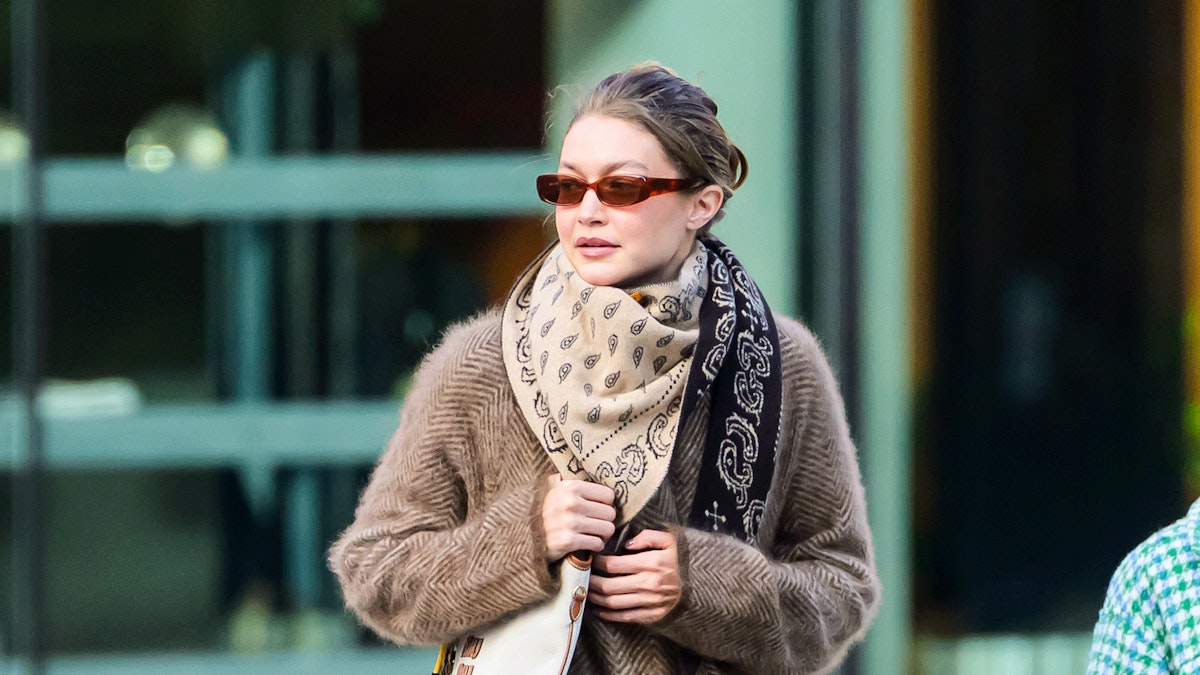 Keime auf Klamotten – Winter-Accessoires: Macht dein Schal dich krank?