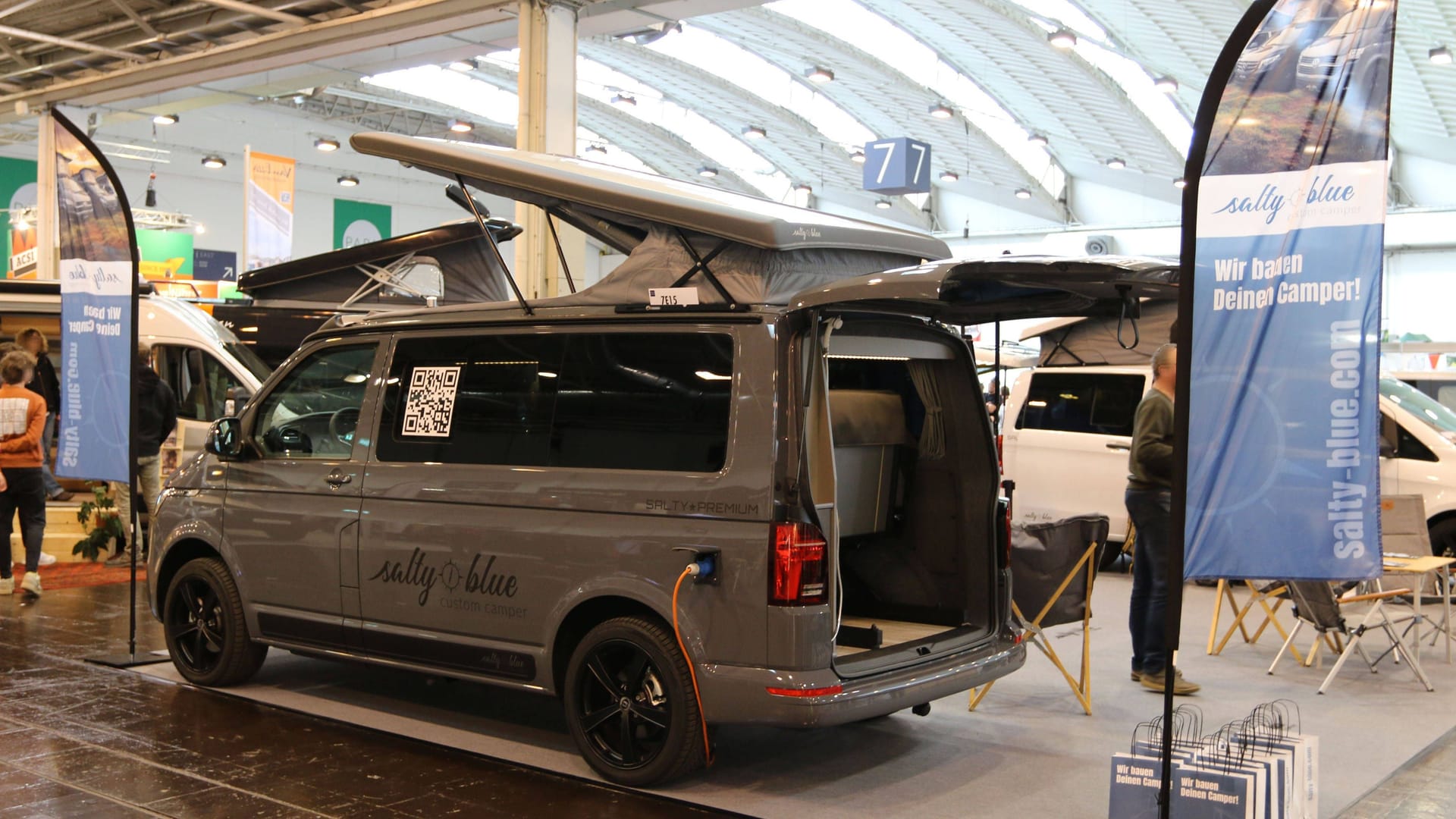 Ein von Salty blue ausgebauter Camper auf einer Messe (Archivbild): Das Unternehmen versucht, die Insolvenz noch abzuwenden.
